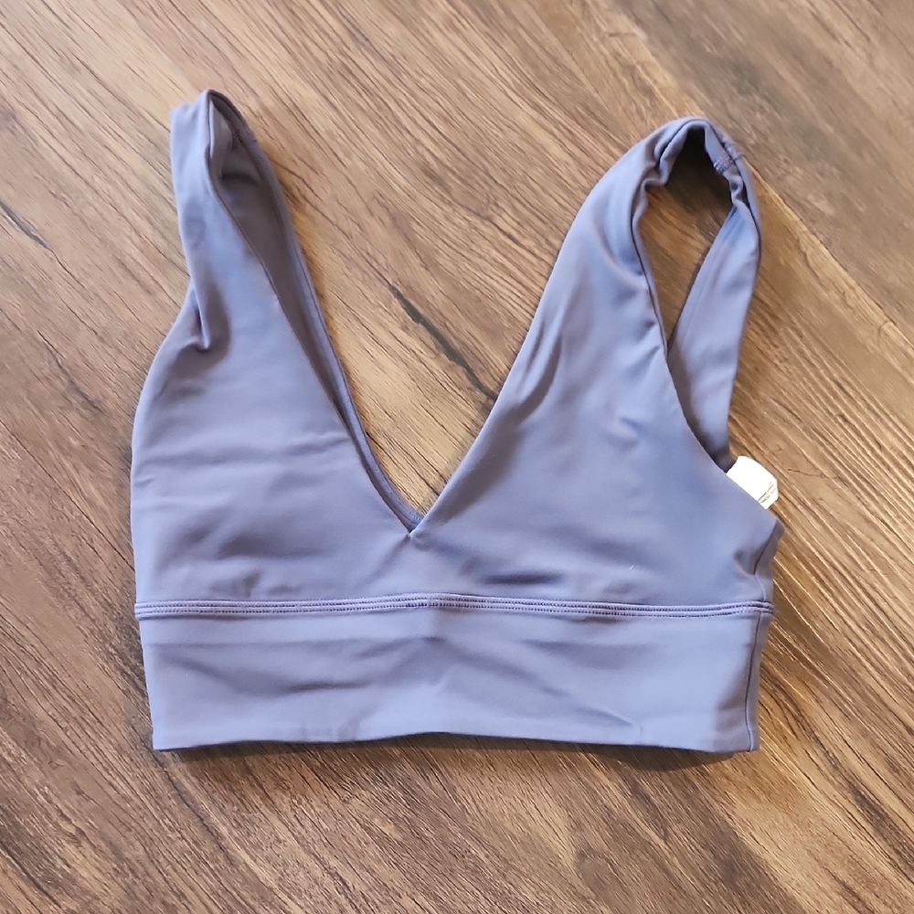 Lululemon Purple Sports Bra with Wide Straps and V-Neck